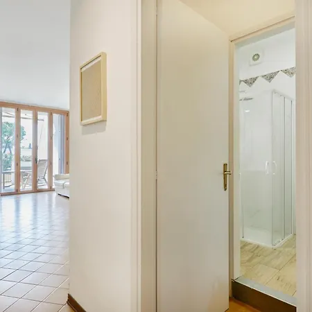 Apartment Un Passo Dal Lago - 100mt Lake - Pool, Free Parking